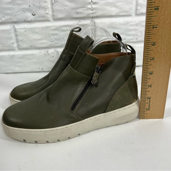VIONIC Brinkely Side Zip Leather Sneaker Bootie Olive Green Camo Size 8 - Picture 7 of 8